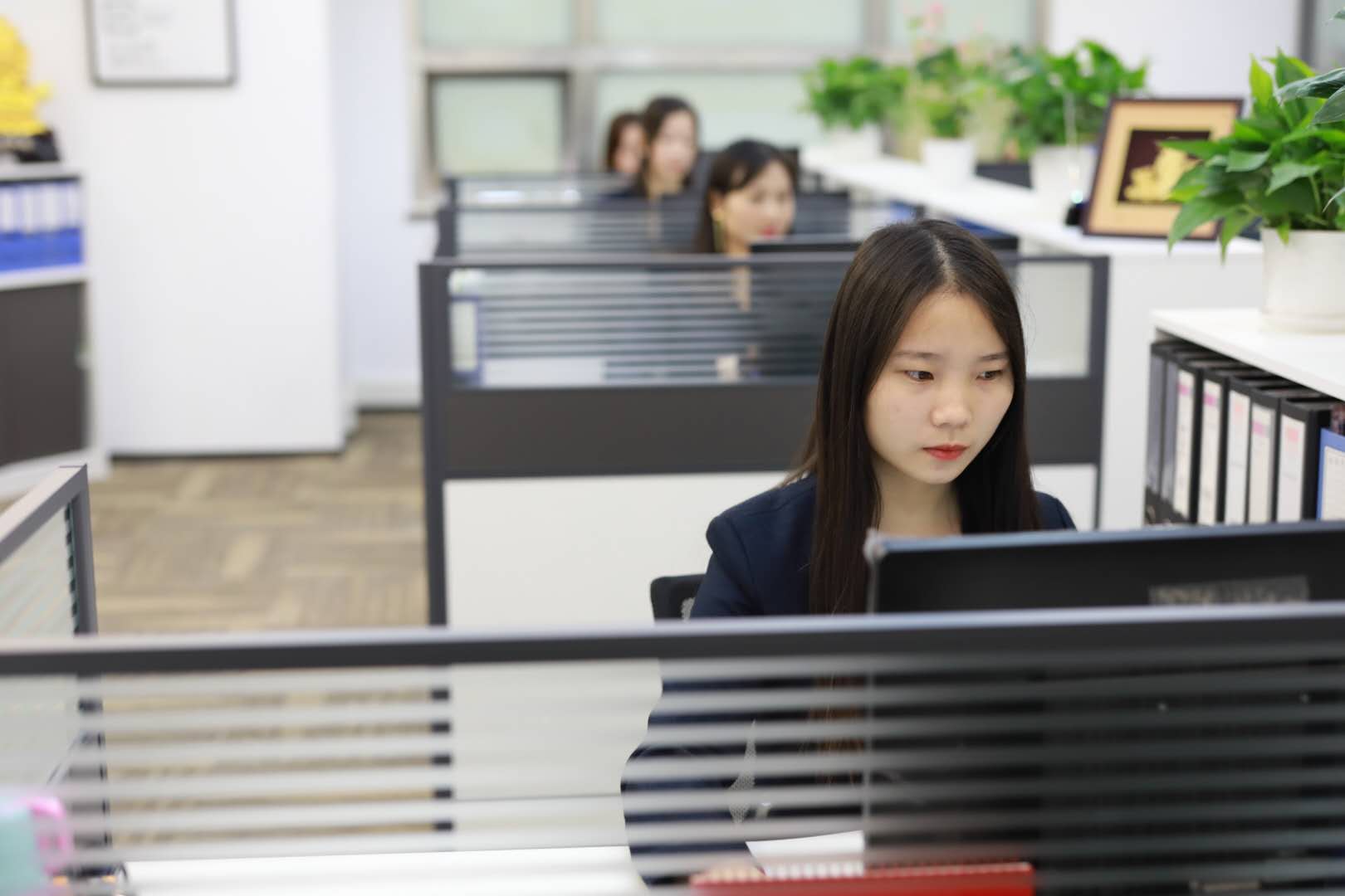 内地怎么注册香港公司？